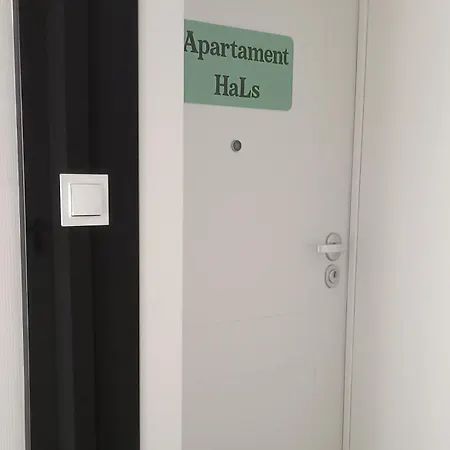 דירה Hals